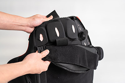 Top of the Manta Classic Back support showcasing Velcro on the back of the cover.